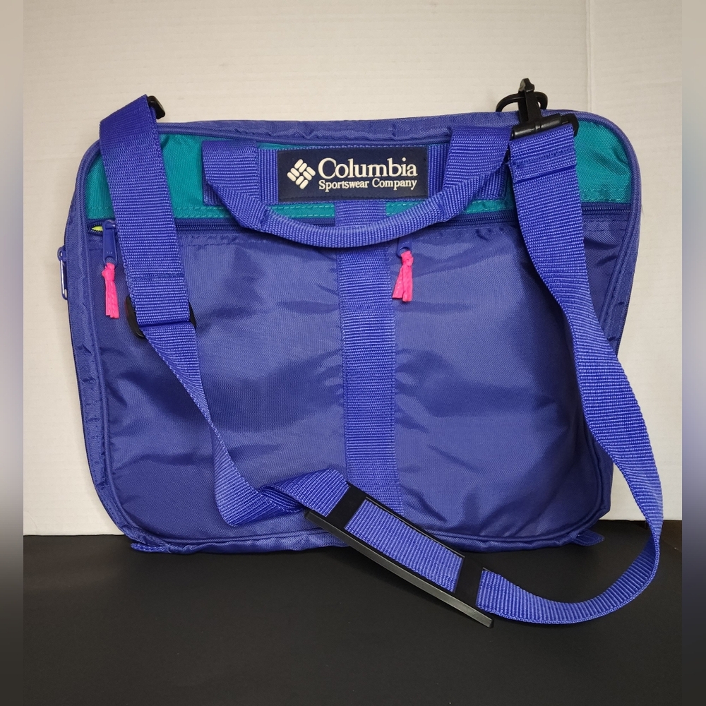 Vintage Columbia Purple and Teal Shoulder Bag